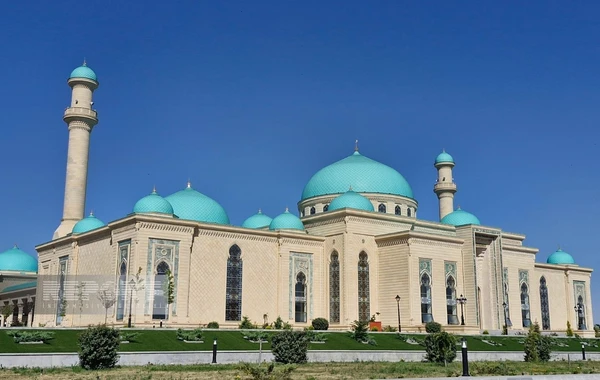 Naxçıvanda Qurban bayramı münasibətilə bayram namazı qılınıb - FOTO