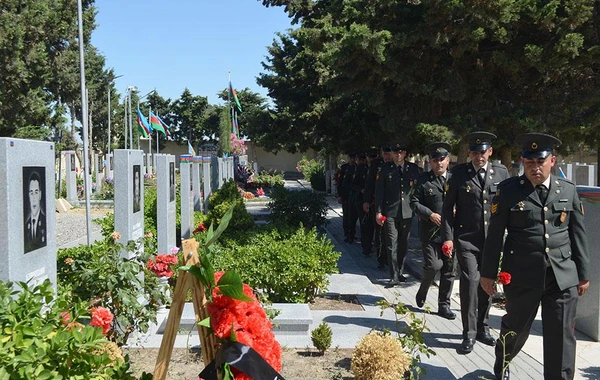 Azərbaycanın Milli Qəhrəmanı Mübariz İbrahimovun xatirəsi yad edilib - FOTO