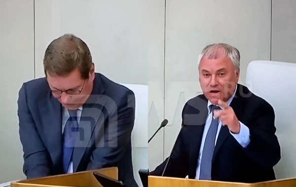 Rusiyalı deputatlar tənbeh olundular: "Gizlincə istifadə edirsiniz?" - VİDEO