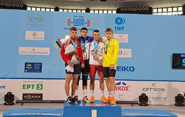 Azərbaycan ağırlıqqaldıranı 2 qızıl medalla Avropa çempionu olub