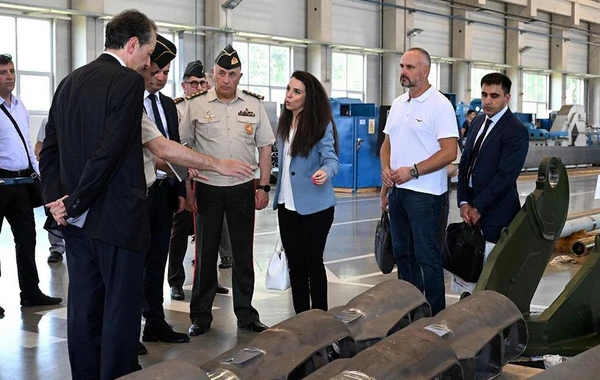 Kərəm Vəliyev Serbiyada "Yugoimport SDPR" şirkətini ziyarət edib - FOTO