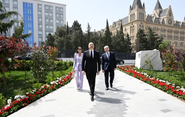 İlham Əliyev və Mehriban Əliyeva Bakıda Botanika İnstitutunun yeni binasının açılışında - FOTO