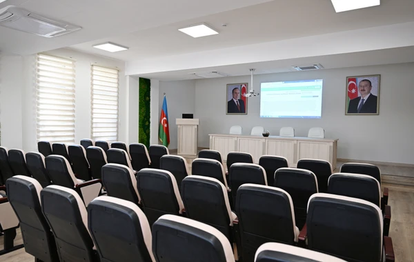 İlham Əliyev və Mehriban Əliyeva Bakıda Botanika İnstitutunun yeni binasının açılışında - FOTO