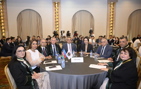 Ombudsman vəkilliyə namizədlərin andiçmə mərasimində çıxış edib - FOTO