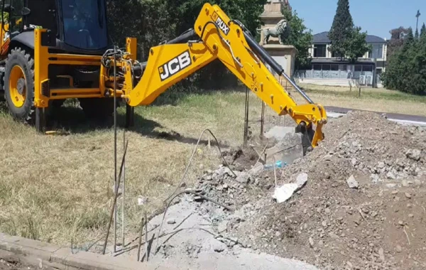 Gəncədə qanunsuz tikinti işlərinin qarşısı alınıb - FOTO/VİDEO
