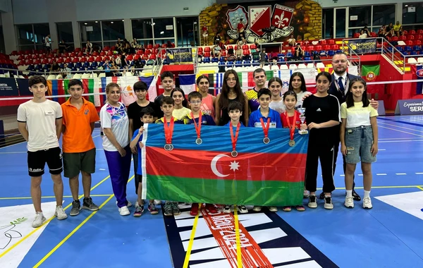 Azərbaycanın badmintonçuları Serbiyada beynəlxalq yarışda 4 medal qazanıb - FOTO