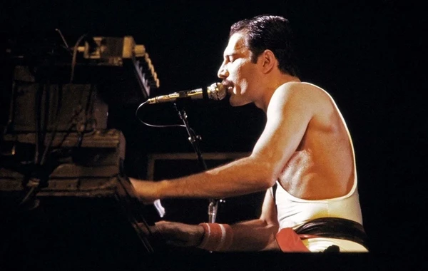 “Queen”in musiqi haqları 1,2 milyard dollara satıldı - FOTO
