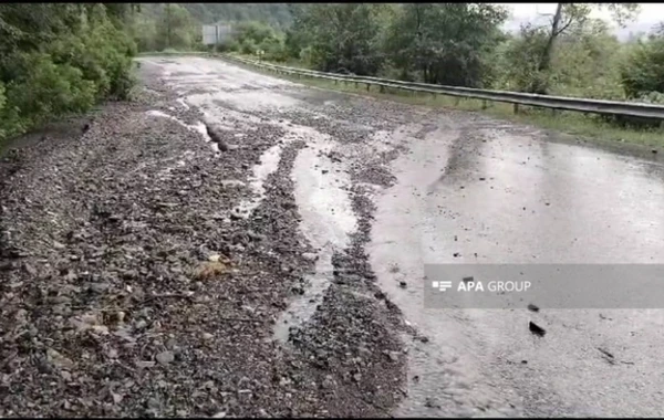 Qəbələdə leysan yağışları güclü fəsadlar törədib: Yollar bağlanıb - FOTO/VİDEO