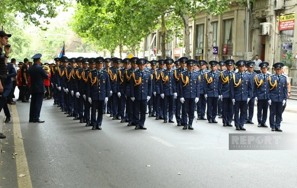 Bakının müxtəlif küçələrində hərbçilərin yürüşü keçirilib - YENİLƏNİB - FOTO/VİDEO