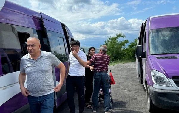Очередная группа бывших вынужденных переселенцев прибыла в Лачын - ФОТО