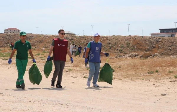 Xəzər dənizinin Bilgəh sahili tullantılardan təmizlənib - FOTO