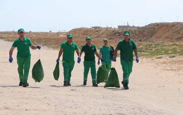 Xəzər dənizinin Bilgəh sahili tullantılardan təmizlənib - FOTO