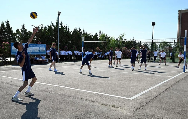 Rusiya Xəzər flotiliyasının hərbi gəmiləri Bakı limanını tərk ediblər - FOTO