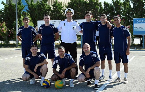 Rusiya Xəzər flotiliyasının hərbi gəmiləri Bakı limanını tərk ediblər - FOTO