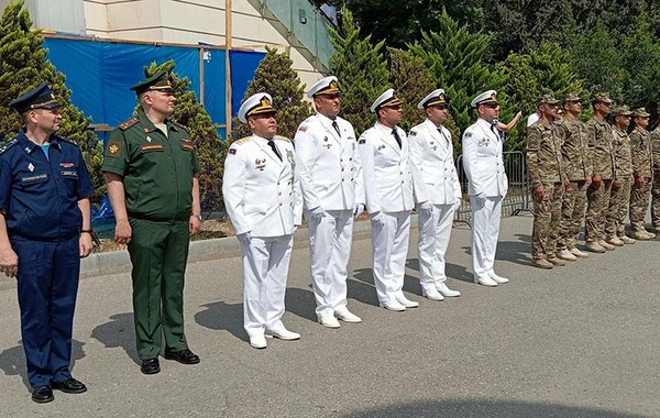 Rusiya Xəzər flotiliyasının hərbi gəmiləri Bakı limanını tərk ediblər - FOTO