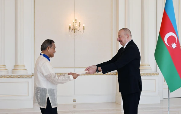 Prezident İlham Əliyev Filippinin yeni təyin olunmuş səfirinin etimadnaməsini qəbul edib - YENİLƏNİB - FOTO