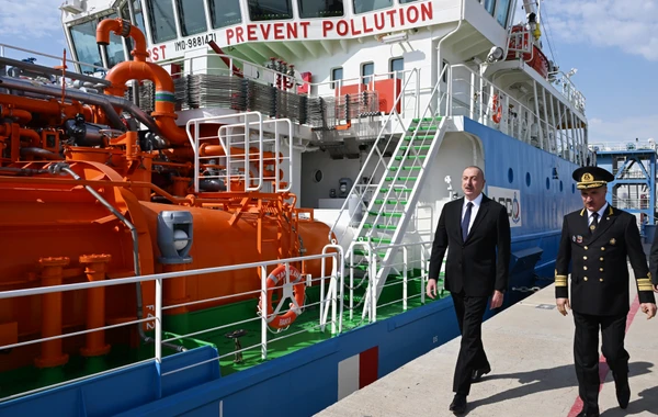 Prezident İlham Əliyev “Zəngilan” tankerinin istismara verilməsi mərasimində iştirak edib - YENİLƏNİB - FOTO