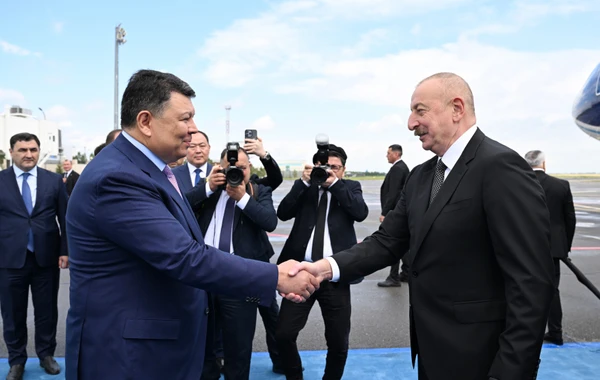 Президент Ильхам Алиев прибыл с визитом в Казахстан - ФОТО