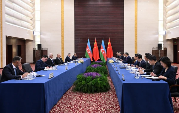 Astanada Azərbaycan və Çin liderlərinin görüşü keçirilib - YENİLƏNİB - FOTO