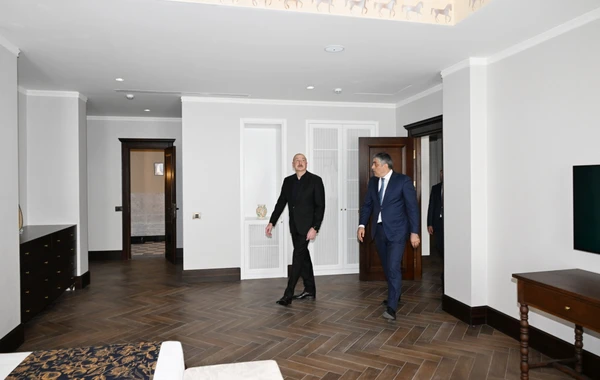 İlham Əliyev Xankəndidə əsaslı təmir və bərpadan sonra “Qarabağ” hotelinin açılışında iştirak edib - YENİLƏNİB - FOTO
