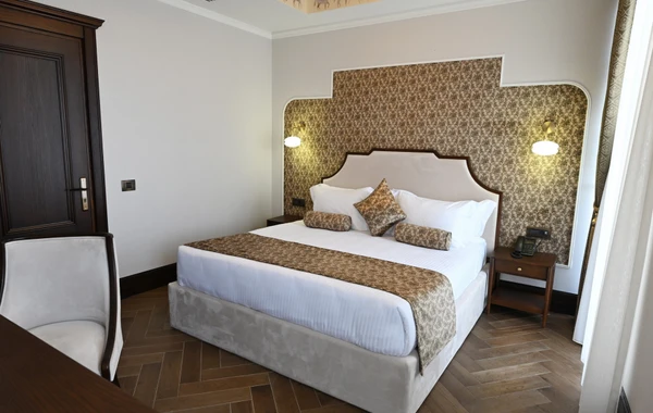 İlham Əliyev Xankəndidə əsaslı təmir və bərpadan sonra “Qarabağ” hotelinin açılışında iştirak edib - YENİLƏNİB - FOTO