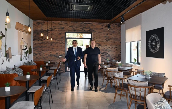 Prezident Xankəndidə əsaslı təmir və bərpadan sonra “Palace” hotelinin açılışında iştirak edib - FOTO - YENİLƏNİB