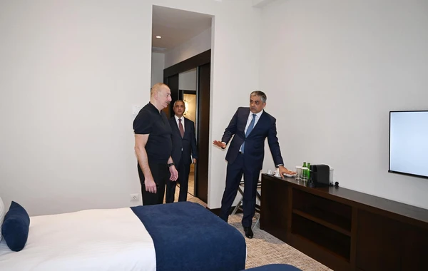 Prezident Xankəndidə əsaslı təmir və bərpadan sonra “Palace” hotelinin açılışında iştirak edib - FOTO - YENİLƏNİB