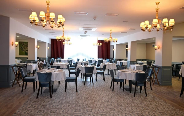 Prezident Xankəndidə əsaslı təmir və bərpadan sonra “Palace” hotelinin açılışında iştirak edib - FOTO - YENİLƏNİB