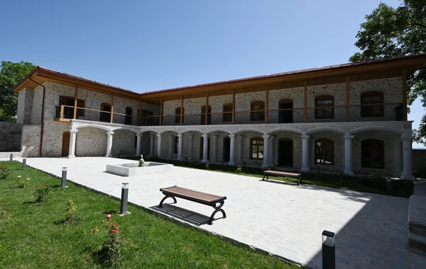 Prezident Şuşada Aşağı Gövhər Ağa məscidinin bərpadan sonra açılışında iştirak edib - YENİLƏNİB - FOTO