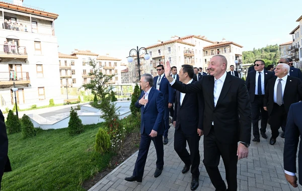 Azərbaycan, Özbəkistan və Qırğızıstan prezidentləri Şuşada gəziblər - YENİLƏNİB - FOTO