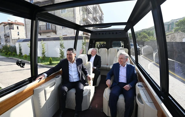 Azərbaycan, Özbəkistan və Qırğızıstan prezidentləri Şuşada gəziblər - YENİLƏNİB - FOTO
