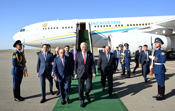Qazaxıstan Prezidenti Kasım-Jomart Tokayev Azərbaycana səfərə gəlib - FOTO