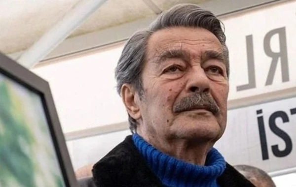 Kadir İnanır reanimasiyaya yerləşdirildi - FOTO