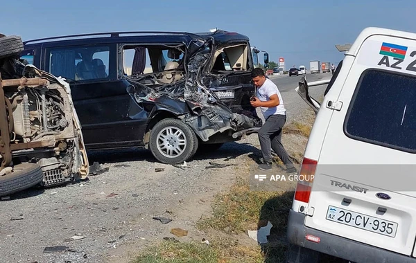 Bakı-Qazax yolunda qəza olub, 9 nəfər xəsarət alıb - FOTO