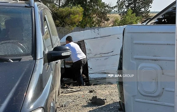Bakı-Qazax yolunda qəza olub, 9 nəfər xəsarət alıb - FOTO