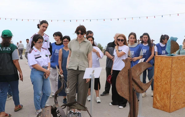Təmizlik aksiyası və tullantılardan hazırlanmış əl işlərinin sərgisi keçirilib - FOTO
