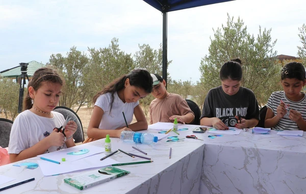 Təmizlik aksiyası və tullantılardan hazırlanmış əl işlərinin sərgisi keçirilib - FOTO