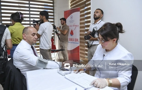 Aşura günü ilə bağlı qanvermə aksiyası keçirilir - FOTO