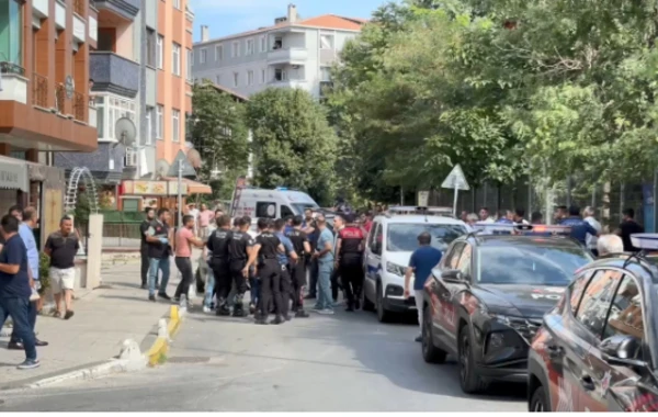Türkiyədə qıza görə kütləvi dava: 1-i ağır olmaqla 10 nəfər yaralandı - FOTO/VİDEO