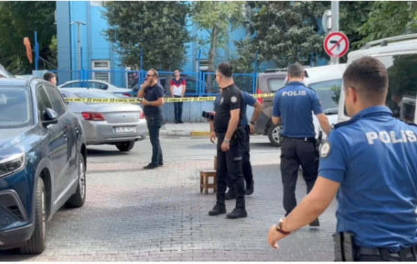 Türkiyədə qıza görə kütləvi dava: 1-i ağır olmaqla 10 nəfər yaralandı - FOTO/VİDEO