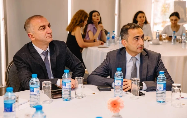 Media nümayəndələri ilə “İqlim dəyişikliyi və kosmos” mövzusunda görüş keçirilib - FOTO