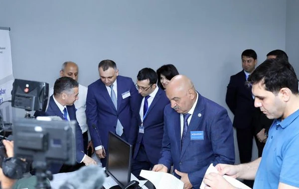 Hakimliyə namizəd 167 nəfərin yazılı imtihanı keçirilib - FOTO