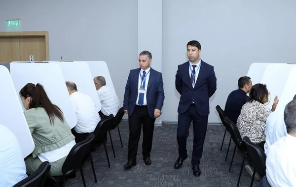 Hakimliyə namizəd 167 nəfərin yazılı imtihanı keçirilib - FOTO