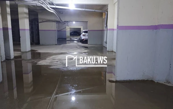 Xırdalanda yaşayış binasının zirzəmisində "göl" yaranıb - FOTO