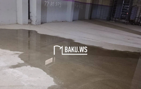 Xırdalanda yaşayış binasının zirzəmisində "göl" yaranıb - FOTO
