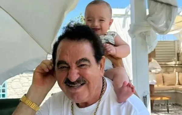 İbrahim Tatlıses ilk dəfə əkiz nəvələri ilə - FOTO