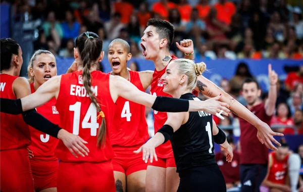 Türkiyənin qadın voleybol millisindən möhtəşəm geridönüş, Niderland məğlub edildi - VİDEO