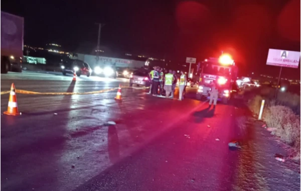 Toydan çıxan qonaqlar TIR-ın altında qaldı - 4 ÖLÜ, 2 YARALI - FOTO/VİDEO