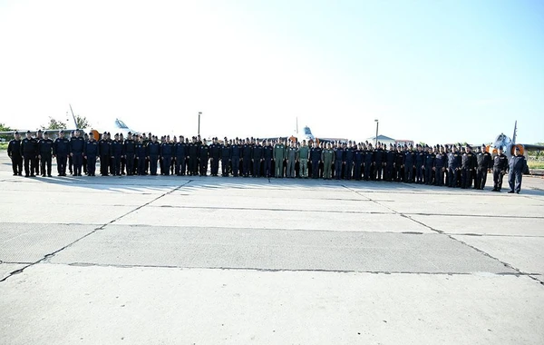 Baş Qərargah rəisi Hərbi Hava Qüvvələrinin xidməti-döyüş fəaliyyətini yoxlayıb - FOTO