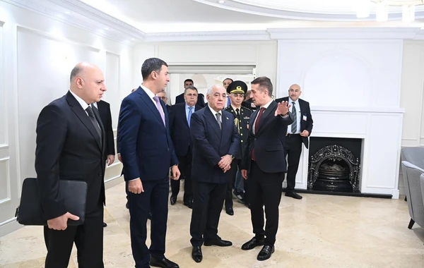 Али Асадов посетил посольство Азербайджана в Тегеране - ФОТО